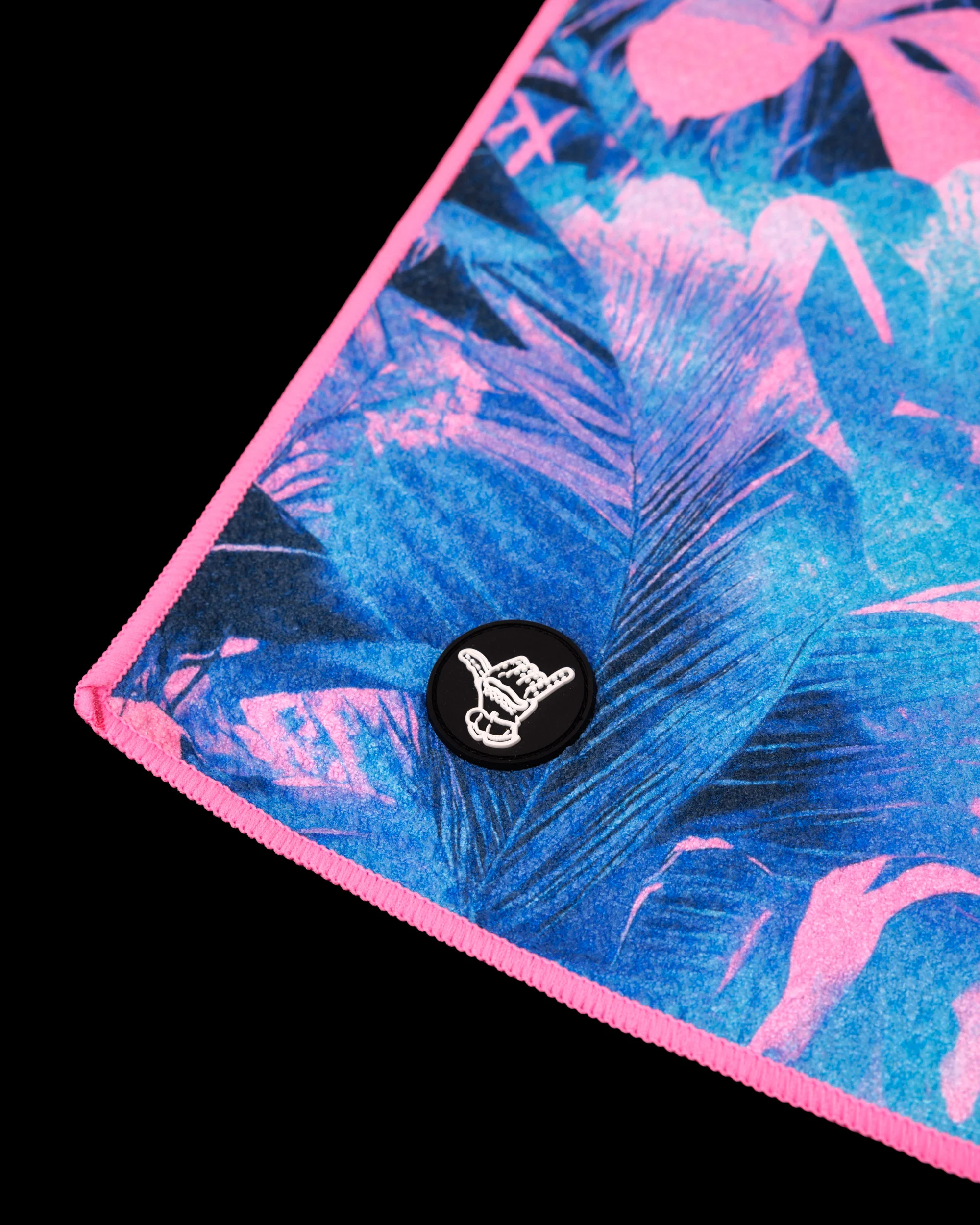 Island Hopper Golf Towel - Image 3